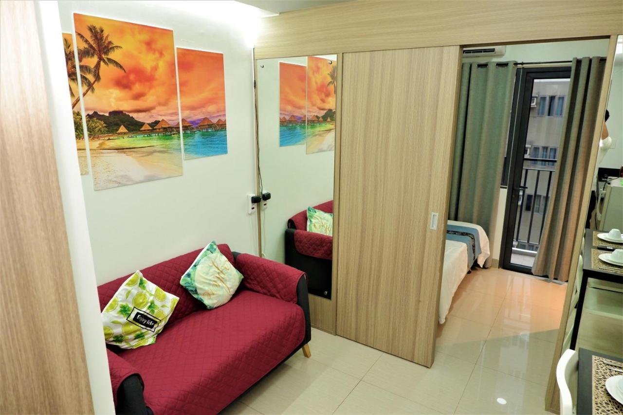 Shore Residences Moa Dynastel Staycation Пасай Екстериор снимка