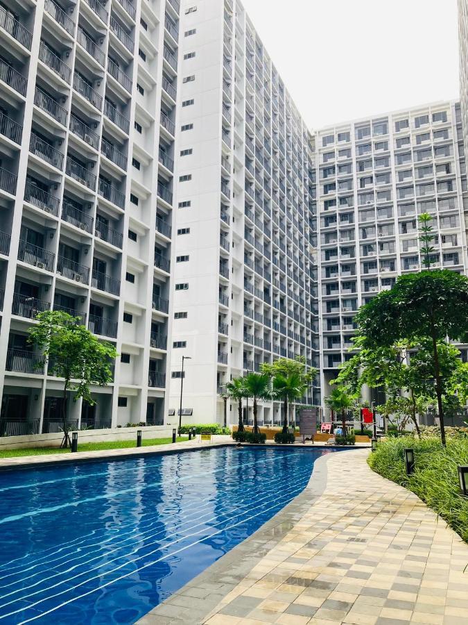 Shore Residences Moa Dynastel Staycation Пасай Екстериор снимка