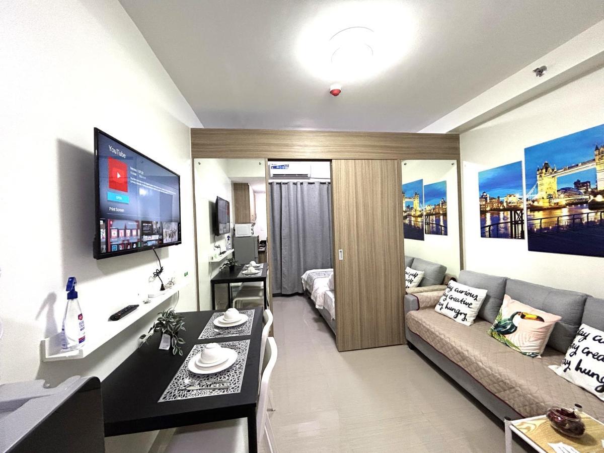 Shore Residences Moa Dynastel Staycation Пасай Екстериор снимка